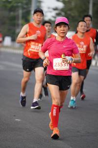 BIB: 561, 30333, 23531
                            <button type="button" onclick="openModal(11292940)" class="btn btn-primary btn-sm float-right btn-popup" data-toggle="modal" data-target=".modal-high-quality">
                        <i class="fas fa-shopping-cart"></i> Add to Cart
                    </button>
                                            <button type="button" onclick="isThisMe(11292940, true)" class="btn btn-success btn-sm float-right btn-popup btn-isme hidden" data-toggle="tooltip" data-placement="bottom" title="นี่คือรูปของคุณใช่ไหม คลิกที่นี่เพื่อเอาเข้าอัลบั้ม">
                        <i class="fas fa-plus"></i> Add to album
                    </button>
                    <button type="button" onclick="isThisMe(11292940, false)" class="btn btn-warning btn-sm float-right btn-popup btn-isnotme hidden">
                        <i class="fas fa-ban"></i> Remove from album
                    </button>