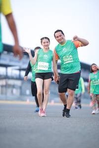BIB: 50416, 50523, 195
                            <button type="button" onclick="openModal(10562507)" class="btn btn-primary btn-sm float-right btn-popup" data-toggle="modal" data-target=".modal-high-quality">
                        <i class="fas fa-shopping-cart"></i> Add to Cart
                    </button>
                                            <button type="button" onclick="isThisMe(10562507, true)" class="btn btn-success btn-sm float-right btn-popup btn-isme hidden" data-toggle="tooltip" data-placement="bottom" title="นี่คือรูปของคุณใช่ไหม คลิกที่นี่เพื่อเอาเข้าอัลบั้ม">
                        <i class="fas fa-plus"></i> Add to album
                    </button>
                    <button type="button" onclick="isThisMe(10562507, false)" class="btn btn-warning btn-sm float-right btn-popup btn-isnotme hidden">
                        <i class="fas fa-ban"></i> Remove from album
                    </button>