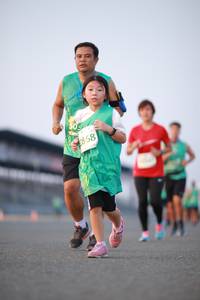 BIB: 2858
                            <button type="button" onclick="openModal(10539841)" class="btn btn-primary btn-sm float-right btn-popup" data-toggle="modal" data-target=".modal-high-quality">
                        <i class="fas fa-shopping-cart"></i> Add to Cart
                    </button>
                                            <button type="button" onclick="isThisMe(10539841, true)" class="btn btn-success btn-sm float-right btn-popup btn-isme hidden" data-toggle="tooltip" data-placement="bottom" title="นี่คือรูปของคุณใช่ไหม คลิกที่นี่เพื่อเอาเข้าอัลบั้ม">
                        <i class="fas fa-plus"></i> Add to album
                    </button>
                    <button type="button" onclick="isThisMe(10539841, false)" class="btn btn-warning btn-sm float-right btn-popup btn-isnotme hidden">
                        <i class="fas fa-ban"></i> Remove from album
                    </button>