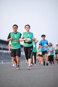 BIB: 51844, 53146
                            <button type="button" onclick="openModal(10540825)" class="btn btn-primary btn-sm float-right btn-popup" data-toggle="modal" data-target=".modal-high-quality">
                        <i class="fas fa-shopping-cart"></i> Add to Cart
                    </button>
                                            <button type="button" onclick="isThisMe(10540825, true)" class="btn btn-success btn-sm float-right btn-popup btn-isme hidden" data-toggle="tooltip" data-placement="bottom" title="นี่คือรูปของคุณใช่ไหม คลิกที่นี่เพื่อเอาเข้าอัลบั้ม">
                        <i class="fas fa-plus"></i> Add to album
                    </button>
                    <button type="button" onclick="isThisMe(10540825, false)" class="btn btn-warning btn-sm float-right btn-popup btn-isnotme hidden">
                        <i class="fas fa-ban"></i> Remove from album
                    </button>