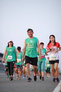 BIB: 52097, 0912, 52648, 2802
                            <button type="button" onclick="openModal(10540461)" class="btn btn-primary btn-sm float-right btn-popup" data-toggle="modal" data-target=".modal-high-quality">
                        <i class="fas fa-shopping-cart"></i> Add to Cart
                    </button>
                                            <button type="button" onclick="isThisMe(10540461, true)" class="btn btn-success btn-sm float-right btn-popup btn-isme hidden" data-toggle="tooltip" data-placement="bottom" title="นี่คือรูปของคุณใช่ไหม คลิกที่นี่เพื่อเอาเข้าอัลบั้ม">
                        <i class="fas fa-plus"></i> Add to album
                    </button>
                    <button type="button" onclick="isThisMe(10540461, false)" class="btn btn-warning btn-sm float-right btn-popup btn-isnotme hidden">
                        <i class="fas fa-ban"></i> Remove from album
                    </button>