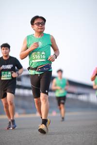 BIB: 51616, 2044
                            <button type="button" onclick="openModal(10538209)" class="btn btn-primary btn-sm float-right btn-popup" data-toggle="modal" data-target=".modal-high-quality">
                        <i class="fas fa-shopping-cart"></i> Add to Cart
                    </button>
                                            <button type="button" onclick="isThisMe(10538209, true)" class="btn btn-success btn-sm float-right btn-popup btn-isme hidden" data-toggle="tooltip" data-placement="bottom" title="นี่คือรูปของคุณใช่ไหม คลิกที่นี่เพื่อเอาเข้าอัลบั้ม">
                        <i class="fas fa-plus"></i> Add to album
                    </button>
                    <button type="button" onclick="isThisMe(10538209, false)" class="btn btn-warning btn-sm float-right btn-popup btn-isnotme hidden">
                        <i class="fas fa-ban"></i> Remove from album
                    </button>