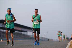 BIB: 52994
                            <button type="button" onclick="openModal(10533630)" class="btn btn-primary btn-sm float-right btn-popup" data-toggle="modal" data-target=".modal-high-quality">
                        <i class="fas fa-shopping-cart"></i> Add to Cart
                    </button>
                                            <button type="button" onclick="isThisMe(10533630, true)" class="btn btn-success btn-sm float-right btn-popup btn-isme hidden" data-toggle="tooltip" data-placement="bottom" title="นี่คือรูปของคุณใช่ไหม คลิกที่นี่เพื่อเอาเข้าอัลบั้ม">
                        <i class="fas fa-plus"></i> Add to album
                    </button>
                    <button type="button" onclick="isThisMe(10533630, false)" class="btn btn-warning btn-sm float-right btn-popup btn-isnotme hidden">
                        <i class="fas fa-ban"></i> Remove from album
                    </button>