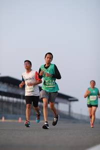 BIB: 51651, 52389
                            <button type="button" onclick="openModal(10535363)" class="btn btn-primary btn-sm float-right btn-popup" data-toggle="modal" data-target=".modal-high-quality">
                        <i class="fas fa-shopping-cart"></i> Add to Cart
                    </button>
                                            <button type="button" onclick="isThisMe(10535363, true)" class="btn btn-success btn-sm float-right btn-popup btn-isme hidden" data-toggle="tooltip" data-placement="bottom" title="นี่คือรูปของคุณใช่ไหม คลิกที่นี่เพื่อเอาเข้าอัลบั้ม">
                        <i class="fas fa-plus"></i> Add to album
                    </button>
                    <button type="button" onclick="isThisMe(10535363, false)" class="btn btn-warning btn-sm float-right btn-popup btn-isnotme hidden">
                        <i class="fas fa-ban"></i> Remove from album
                    </button>