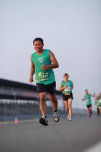 BIB: 53389
                            <button type="button" onclick="openModal(10535964)" class="btn btn-primary btn-sm float-right btn-popup" data-toggle="modal" data-target=".modal-high-quality">
                        <i class="fas fa-shopping-cart"></i> Add to Cart
                    </button>
                                            <button type="button" onclick="isThisMe(10535964, true)" class="btn btn-success btn-sm float-right btn-popup btn-isme hidden" data-toggle="tooltip" data-placement="bottom" title="นี่คือรูปของคุณใช่ไหม คลิกที่นี่เพื่อเอาเข้าอัลบั้ม">
                        <i class="fas fa-plus"></i> Add to album
                    </button>
                    <button type="button" onclick="isThisMe(10535964, false)" class="btn btn-warning btn-sm float-right btn-popup btn-isnotme hidden">
                        <i class="fas fa-ban"></i> Remove from album
                    </button>