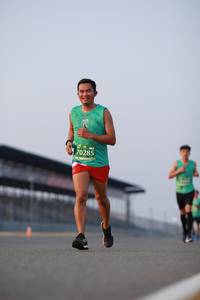 BIB: 70285
                            <button type="button" onclick="openModal(10535159)" class="btn btn-primary btn-sm float-right btn-popup" data-toggle="modal" data-target=".modal-high-quality">
                        <i class="fas fa-shopping-cart"></i> Add to Cart
                    </button>
                                            <button type="button" onclick="isThisMe(10535159, true)" class="btn btn-success btn-sm float-right btn-popup btn-isme hidden" data-toggle="tooltip" data-placement="bottom" title="นี่คือรูปของคุณใช่ไหม คลิกที่นี่เพื่อเอาเข้าอัลบั้ม">
                        <i class="fas fa-plus"></i> Add to album
                    </button>
                    <button type="button" onclick="isThisMe(10535159, false)" class="btn btn-warning btn-sm float-right btn-popup btn-isnotme hidden">
                        <i class="fas fa-ban"></i> Remove from album
                    </button>