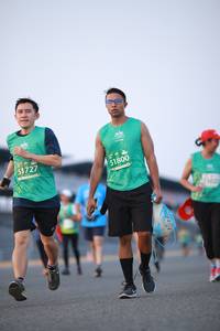 BIB: 51727, 51800, 3022
                            <button type="button" onclick="openModal(10542897)" class="btn btn-primary btn-sm float-right btn-popup" data-toggle="modal" data-target=".modal-high-quality">
                        <i class="fas fa-shopping-cart"></i> Add to Cart
                    </button>
                                            <button type="button" onclick="isThisMe(10542897, true)" class="btn btn-success btn-sm float-right btn-popup btn-isme hidden" data-toggle="tooltip" data-placement="bottom" title="นี่คือรูปของคุณใช่ไหม คลิกที่นี่เพื่อเอาเข้าอัลบั้ม">
                        <i class="fas fa-plus"></i> Add to album
                    </button>
                    <button type="button" onclick="isThisMe(10542897, false)" class="btn btn-warning btn-sm float-right btn-popup btn-isnotme hidden">
                        <i class="fas fa-ban"></i> Remove from album
                    </button>