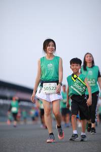 BIB: 50007, 50522
                            <button type="button" onclick="openModal(10542062)" class="btn btn-primary btn-sm float-right btn-popup" data-toggle="modal" data-target=".modal-high-quality">
                        <i class="fas fa-shopping-cart"></i> Add to Cart
                    </button>
                                            <button type="button" onclick="isThisMe(10542062, true)" class="btn btn-success btn-sm float-right btn-popup btn-isme hidden" data-toggle="tooltip" data-placement="bottom" title="นี่คือรูปของคุณใช่ไหม คลิกที่นี่เพื่อเอาเข้าอัลบั้ม">
                        <i class="fas fa-plus"></i> Add to album
                    </button>
                    <button type="button" onclick="isThisMe(10542062, false)" class="btn btn-warning btn-sm float-right btn-popup btn-isnotme hidden">
                        <i class="fas fa-ban"></i> Remove from album
                    </button>