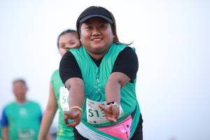 BIB: 513
                            <button type="button" onclick="openModal(10562723)" class="btn btn-primary btn-sm float-right btn-popup" data-toggle="modal" data-target=".modal-high-quality">
                        <i class="fas fa-shopping-cart"></i> Add to Cart
                    </button>
                                            <button type="button" onclick="isThisMe(10562723, true)" class="btn btn-success btn-sm float-right btn-popup btn-isme hidden" data-toggle="tooltip" data-placement="bottom" title="นี่คือรูปของคุณใช่ไหม คลิกที่นี่เพื่อเอาเข้าอัลบั้ม">
                        <i class="fas fa-plus"></i> Add to album
                    </button>
                    <button type="button" onclick="isThisMe(10562723, false)" class="btn btn-warning btn-sm float-right btn-popup btn-isnotme hidden">
                        <i class="fas fa-ban"></i> Remove from album
                    </button>