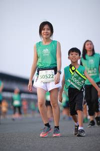 BIB: 50007, 50522
                            <button type="button" onclick="openModal(10542077)" class="btn btn-primary btn-sm float-right btn-popup" data-toggle="modal" data-target=".modal-high-quality">
                        <i class="fas fa-shopping-cart"></i> Add to Cart
                    </button>
                                            <button type="button" onclick="isThisMe(10542077, true)" class="btn btn-success btn-sm float-right btn-popup btn-isme hidden" data-toggle="tooltip" data-placement="bottom" title="นี่คือรูปของคุณใช่ไหม คลิกที่นี่เพื่อเอาเข้าอัลบั้ม">
                        <i class="fas fa-plus"></i> Add to album
                    </button>
                    <button type="button" onclick="isThisMe(10542077, false)" class="btn btn-warning btn-sm float-right btn-popup btn-isnotme hidden">
                        <i class="fas fa-ban"></i> Remove from album
                    </button>