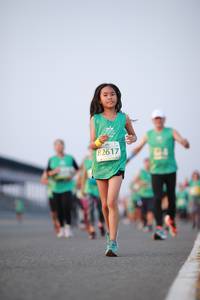 BIB: 82617
                            <button type="button" onclick="openModal(10540694)" class="btn btn-primary btn-sm float-right btn-popup" data-toggle="modal" data-target=".modal-high-quality">
                        <i class="fas fa-shopping-cart"></i> Add to Cart
                    </button>
                                            <button type="button" onclick="isThisMe(10540694, true)" class="btn btn-success btn-sm float-right btn-popup btn-isme hidden" data-toggle="tooltip" data-placement="bottom" title="นี่คือรูปของคุณใช่ไหม คลิกที่นี่เพื่อเอาเข้าอัลบั้ม">
                        <i class="fas fa-plus"></i> Add to album
                    </button>
                    <button type="button" onclick="isThisMe(10540694, false)" class="btn btn-warning btn-sm float-right btn-popup btn-isnotme hidden">
                        <i class="fas fa-ban"></i> Remove from album
                    </button>