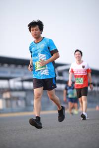 BIB: 520, 1713
                            <button type="button" onclick="openModal(10540835)" class="btn btn-primary btn-sm float-right btn-popup" data-toggle="modal" data-target=".modal-high-quality">
                        <i class="fas fa-shopping-cart"></i> Add to Cart
                    </button>
                                            <button type="button" onclick="isThisMe(10540835, true)" class="btn btn-success btn-sm float-right btn-popup btn-isme hidden" data-toggle="tooltip" data-placement="bottom" title="นี่คือรูปของคุณใช่ไหม คลิกที่นี่เพื่อเอาเข้าอัลบั้ม">
                        <i class="fas fa-plus"></i> Add to album
                    </button>
                    <button type="button" onclick="isThisMe(10540835, false)" class="btn btn-warning btn-sm float-right btn-popup btn-isnotme hidden">
                        <i class="fas fa-ban"></i> Remove from album
                    </button>