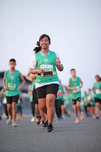 BIB: 2502
                            <button type="button" onclick="openModal(10541429)" class="btn btn-primary btn-sm float-right btn-popup" data-toggle="modal" data-target=".modal-high-quality">
                        <i class="fas fa-shopping-cart"></i> Add to Cart
                    </button>
                                            <button type="button" onclick="isThisMe(10541429, true)" class="btn btn-success btn-sm float-right btn-popup btn-isme hidden" data-toggle="tooltip" data-placement="bottom" title="นี่คือรูปของคุณใช่ไหม คลิกที่นี่เพื่อเอาเข้าอัลบั้ม">
                        <i class="fas fa-plus"></i> Add to album
                    </button>
                    <button type="button" onclick="isThisMe(10541429, false)" class="btn btn-warning btn-sm float-right btn-popup btn-isnotme hidden">
                        <i class="fas fa-ban"></i> Remove from album
                    </button>