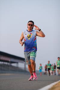 BIB: 50313
                            <button type="button" onclick="openModal(10534733)" class="btn btn-primary btn-sm float-right btn-popup" data-toggle="modal" data-target=".modal-high-quality">
                        <i class="fas fa-shopping-cart"></i> Add to Cart
                    </button>
                                            <button type="button" onclick="isThisMe(10534733, true)" class="btn btn-success btn-sm float-right btn-popup btn-isme hidden" data-toggle="tooltip" data-placement="bottom" title="นี่คือรูปของคุณใช่ไหม คลิกที่นี่เพื่อเอาเข้าอัลบั้ม">
                        <i class="fas fa-plus"></i> Add to album
                    </button>
                    <button type="button" onclick="isThisMe(10534733, false)" class="btn btn-warning btn-sm float-right btn-popup btn-isnotme hidden">
                        <i class="fas fa-ban"></i> Remove from album
                    </button>