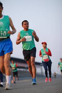 BIB: 1717, 1121
                            <button type="button" onclick="openModal(10537111)" class="btn btn-primary btn-sm float-right btn-popup" data-toggle="modal" data-target=".modal-high-quality">
                        <i class="fas fa-shopping-cart"></i> Add to Cart
                    </button>
                                            <button type="button" onclick="isThisMe(10537111, true)" class="btn btn-success btn-sm float-right btn-popup btn-isme hidden" data-toggle="tooltip" data-placement="bottom" title="นี่คือรูปของคุณใช่ไหม คลิกที่นี่เพื่อเอาเข้าอัลบั้ม">
                        <i class="fas fa-plus"></i> Add to album
                    </button>
                    <button type="button" onclick="isThisMe(10537111, false)" class="btn btn-warning btn-sm float-right btn-popup btn-isnotme hidden">
                        <i class="fas fa-ban"></i> Remove from album
                    </button>