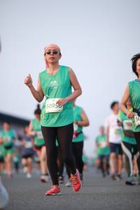 BIB: 50956
                            <button type="button" onclick="openModal(10540994)" class="btn btn-primary btn-sm float-right btn-popup" data-toggle="modal" data-target=".modal-high-quality">
                        <i class="fas fa-shopping-cart"></i> Add to Cart
                    </button>
                                            <button type="button" onclick="isThisMe(10540994, true)" class="btn btn-success btn-sm float-right btn-popup btn-isme hidden" data-toggle="tooltip" data-placement="bottom" title="นี่คือรูปของคุณใช่ไหม คลิกที่นี่เพื่อเอาเข้าอัลบั้ม">
                        <i class="fas fa-plus"></i> Add to album
                    </button>
                    <button type="button" onclick="isThisMe(10540994, false)" class="btn btn-warning btn-sm float-right btn-popup btn-isnotme hidden">
                        <i class="fas fa-ban"></i> Remove from album
                    </button>