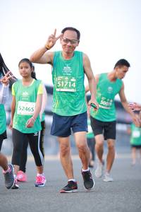 BIB: 51714, 5009, 52465
                            <button type="button" onclick="openModal(10562031)" class="btn btn-primary btn-sm float-right btn-popup" data-toggle="modal" data-target=".modal-high-quality">
                        <i class="fas fa-shopping-cart"></i> Add to Cart
                    </button>
                                            <button type="button" onclick="isThisMe(10562031, true)" class="btn btn-success btn-sm float-right btn-popup btn-isme hidden" data-toggle="tooltip" data-placement="bottom" title="นี่คือรูปของคุณใช่ไหม คลิกที่นี่เพื่อเอาเข้าอัลบั้ม">
                        <i class="fas fa-plus"></i> Add to album
                    </button>
                    <button type="button" onclick="isThisMe(10562031, false)" class="btn btn-warning btn-sm float-right btn-popup btn-isnotme hidden">
                        <i class="fas fa-ban"></i> Remove from album
                    </button>