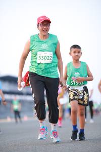 BIB: 53022, 51503
                            <button type="button" onclick="openModal(10542920)" class="btn btn-primary btn-sm float-right btn-popup" data-toggle="modal" data-target=".modal-high-quality">
                        <i class="fas fa-shopping-cart"></i> Add to Cart
                    </button>
                                            <button type="button" onclick="isThisMe(10542920, true)" class="btn btn-success btn-sm float-right btn-popup btn-isme hidden" data-toggle="tooltip" data-placement="bottom" title="นี่คือรูปของคุณใช่ไหม คลิกที่นี่เพื่อเอาเข้าอัลบั้ม">
                        <i class="fas fa-plus"></i> Add to album
                    </button>
                    <button type="button" onclick="isThisMe(10542920, false)" class="btn btn-warning btn-sm float-right btn-popup btn-isnotme hidden">
                        <i class="fas fa-ban"></i> Remove from album
                    </button>