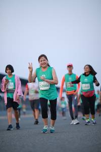 BIB: 1132, 52886, 12920
                            <button type="button" onclick="openModal(10562430)" class="btn btn-primary btn-sm float-right btn-popup" data-toggle="modal" data-target=".modal-high-quality">
                        <i class="fas fa-shopping-cart"></i> Add to Cart
                    </button>
                                            <button type="button" onclick="isThisMe(10562430, true)" class="btn btn-success btn-sm float-right btn-popup btn-isme hidden" data-toggle="tooltip" data-placement="bottom" title="นี่คือรูปของคุณใช่ไหม คลิกที่นี่เพื่อเอาเข้าอัลบั้ม">
                        <i class="fas fa-plus"></i> Add to album
                    </button>
                    <button type="button" onclick="isThisMe(10562430, false)" class="btn btn-warning btn-sm float-right btn-popup btn-isnotme hidden">
                        <i class="fas fa-ban"></i> Remove from album
                    </button>