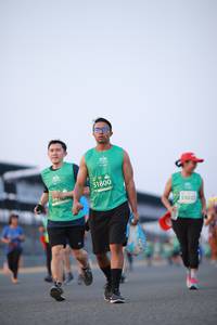 BIB: 51800, 53022
                            <button type="button" onclick="openModal(10542891)" class="btn btn-primary btn-sm float-right btn-popup" data-toggle="modal" data-target=".modal-high-quality">
                        <i class="fas fa-shopping-cart"></i> Add to Cart
                    </button>
                                            <button type="button" onclick="isThisMe(10542891, true)" class="btn btn-success btn-sm float-right btn-popup btn-isme hidden" data-toggle="tooltip" data-placement="bottom" title="นี่คือรูปของคุณใช่ไหม คลิกที่นี่เพื่อเอาเข้าอัลบั้ม">
                        <i class="fas fa-plus"></i> Add to album
                    </button>
                    <button type="button" onclick="isThisMe(10542891, false)" class="btn btn-warning btn-sm float-right btn-popup btn-isnotme hidden">
                        <i class="fas fa-ban"></i> Remove from album
                    </button>