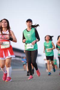 BIB: 53009, 50747
                            <button type="button" onclick="openModal(10538414)" class="btn btn-primary btn-sm float-right btn-popup" data-toggle="modal" data-target=".modal-high-quality">
                        <i class="fas fa-shopping-cart"></i> Add to Cart
                    </button>
                                            <button type="button" onclick="isThisMe(10538414, true)" class="btn btn-success btn-sm float-right btn-popup btn-isme hidden" data-toggle="tooltip" data-placement="bottom" title="นี่คือรูปของคุณใช่ไหม คลิกที่นี่เพื่อเอาเข้าอัลบั้ม">
                        <i class="fas fa-plus"></i> Add to album
                    </button>
                    <button type="button" onclick="isThisMe(10538414, false)" class="btn btn-warning btn-sm float-right btn-popup btn-isnotme hidden">
                        <i class="fas fa-ban"></i> Remove from album
                    </button>