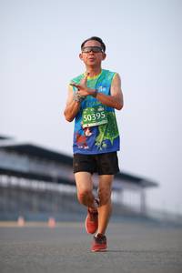 BIB: 50395
                            <button type="button" onclick="openModal(10534628)" class="btn btn-primary btn-sm float-right btn-popup" data-toggle="modal" data-target=".modal-high-quality">
                        <i class="fas fa-shopping-cart"></i> Add to Cart
                    </button>
                                            <button type="button" onclick="isThisMe(10534628, true)" class="btn btn-success btn-sm float-right btn-popup btn-isme hidden" data-toggle="tooltip" data-placement="bottom" title="นี่คือรูปของคุณใช่ไหม คลิกที่นี่เพื่อเอาเข้าอัลบั้ม">
                        <i class="fas fa-plus"></i> Add to album
                    </button>
                    <button type="button" onclick="isThisMe(10534628, false)" class="btn btn-warning btn-sm float-right btn-popup btn-isnotme hidden">
                        <i class="fas fa-ban"></i> Remove from album
                    </button>