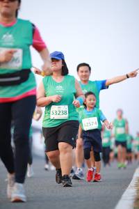 BIB: 53238, 52574
                            <button type="button" onclick="openModal(10542786)" class="btn btn-primary btn-sm float-right btn-popup" data-toggle="modal" data-target=".modal-high-quality">
                        <i class="fas fa-shopping-cart"></i> Add to Cart
                    </button>
                                            <button type="button" onclick="isThisMe(10542786, true)" class="btn btn-success btn-sm float-right btn-popup btn-isme hidden" data-toggle="tooltip" data-placement="bottom" title="นี่คือรูปของคุณใช่ไหม คลิกที่นี่เพื่อเอาเข้าอัลบั้ม">
                        <i class="fas fa-plus"></i> Add to album
                    </button>
                    <button type="button" onclick="isThisMe(10542786, false)" class="btn btn-warning btn-sm float-right btn-popup btn-isnotme hidden">
                        <i class="fas fa-ban"></i> Remove from album
                    </button>