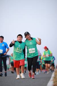 BIB: 51958, 51109, 510
                            <button type="button" onclick="openModal(10541723)" class="btn btn-primary btn-sm float-right btn-popup" data-toggle="modal" data-target=".modal-high-quality">
                        <i class="fas fa-shopping-cart"></i> Add to Cart
                    </button>
                                            <button type="button" onclick="isThisMe(10541723, true)" class="btn btn-success btn-sm float-right btn-popup btn-isme hidden" data-toggle="tooltip" data-placement="bottom" title="นี่คือรูปของคุณใช่ไหม คลิกที่นี่เพื่อเอาเข้าอัลบั้ม">
                        <i class="fas fa-plus"></i> Add to album
                    </button>
                    <button type="button" onclick="isThisMe(10541723, false)" class="btn btn-warning btn-sm float-right btn-popup btn-isnotme hidden">
                        <i class="fas fa-ban"></i> Remove from album
                    </button>