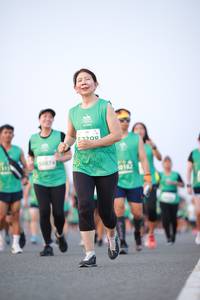 BIB: 0102
                            <button type="button" onclick="openModal(10542201)" class="btn btn-primary btn-sm float-right btn-popup" data-toggle="modal" data-target=".modal-high-quality">
                        <i class="fas fa-shopping-cart"></i> Add to Cart
                    </button>
                                            <button type="button" onclick="isThisMe(10542201, true)" class="btn btn-success btn-sm float-right btn-popup btn-isme hidden" data-toggle="tooltip" data-placement="bottom" title="นี่คือรูปของคุณใช่ไหม คลิกที่นี่เพื่อเอาเข้าอัลบั้ม">
                        <i class="fas fa-plus"></i> Add to album
                    </button>
                    <button type="button" onclick="isThisMe(10542201, false)" class="btn btn-warning btn-sm float-right btn-popup btn-isnotme hidden">
                        <i class="fas fa-ban"></i> Remove from album
                    </button>