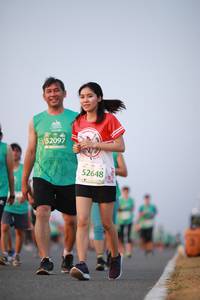 BIB: 52097, 52648
                            <button type="button" onclick="openModal(10540460)" class="btn btn-primary btn-sm float-right btn-popup" data-toggle="modal" data-target=".modal-high-quality">
                        <i class="fas fa-shopping-cart"></i> Add to Cart
                    </button>
                                            <button type="button" onclick="isThisMe(10540460, true)" class="btn btn-success btn-sm float-right btn-popup btn-isme hidden" data-toggle="tooltip" data-placement="bottom" title="นี่คือรูปของคุณใช่ไหม คลิกที่นี่เพื่อเอาเข้าอัลบั้ม">
                        <i class="fas fa-plus"></i> Add to album
                    </button>
                    <button type="button" onclick="isThisMe(10540460, false)" class="btn btn-warning btn-sm float-right btn-popup btn-isnotme hidden">
                        <i class="fas fa-ban"></i> Remove from album
                    </button>