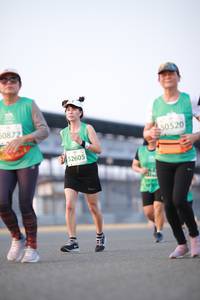 BIB: 50872, 50520, 52605
                            <button type="button" onclick="openModal(10540882)" class="btn btn-primary btn-sm float-right btn-popup" data-toggle="modal" data-target=".modal-high-quality">
                        <i class="fas fa-shopping-cart"></i> Add to Cart
                    </button>
                                            <button type="button" onclick="isThisMe(10540882, true)" class="btn btn-success btn-sm float-right btn-popup btn-isme hidden" data-toggle="tooltip" data-placement="bottom" title="นี่คือรูปของคุณใช่ไหม คลิกที่นี่เพื่อเอาเข้าอัลบั้ม">
                        <i class="fas fa-plus"></i> Add to album
                    </button>
                    <button type="button" onclick="isThisMe(10540882, false)" class="btn btn-warning btn-sm float-right btn-popup btn-isnotme hidden">
                        <i class="fas fa-ban"></i> Remove from album
                    </button>