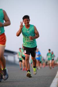 BIB: 516
                            <button type="button" onclick="openModal(10537760)" class="btn btn-primary btn-sm float-right btn-popup" data-toggle="modal" data-target=".modal-high-quality">
                        <i class="fas fa-shopping-cart"></i> Add to Cart
                    </button>
                                            <button type="button" onclick="isThisMe(10537760, true)" class="btn btn-success btn-sm float-right btn-popup btn-isme hidden" data-toggle="tooltip" data-placement="bottom" title="นี่คือรูปของคุณใช่ไหม คลิกที่นี่เพื่อเอาเข้าอัลบั้ม">
                        <i class="fas fa-plus"></i> Add to album
                    </button>
                    <button type="button" onclick="isThisMe(10537760, false)" class="btn btn-warning btn-sm float-right btn-popup btn-isnotme hidden">
                        <i class="fas fa-ban"></i> Remove from album
                    </button>