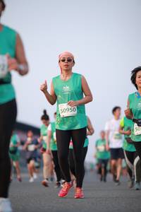 BIB: 50950
                            <button type="button" onclick="openModal(10540993)" class="btn btn-primary btn-sm float-right btn-popup" data-toggle="modal" data-target=".modal-high-quality">
                        <i class="fas fa-shopping-cart"></i> Add to Cart
                    </button>
                                            <button type="button" onclick="isThisMe(10540993, true)" class="btn btn-success btn-sm float-right btn-popup btn-isme hidden" data-toggle="tooltip" data-placement="bottom" title="นี่คือรูปของคุณใช่ไหม คลิกที่นี่เพื่อเอาเข้าอัลบั้ม">
                        <i class="fas fa-plus"></i> Add to album
                    </button>
                    <button type="button" onclick="isThisMe(10540993, false)" class="btn btn-warning btn-sm float-right btn-popup btn-isnotme hidden">
                        <i class="fas fa-ban"></i> Remove from album
                    </button>