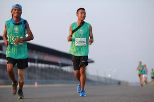 BIB: 52994
                            <button type="button" onclick="openModal(10533636)" class="btn btn-primary btn-sm float-right btn-popup" data-toggle="modal" data-target=".modal-high-quality">
                        <i class="fas fa-shopping-cart"></i> Add to Cart
                    </button>
                                            <button type="button" onclick="isThisMe(10533636, true)" class="btn btn-success btn-sm float-right btn-popup btn-isme hidden" data-toggle="tooltip" data-placement="bottom" title="นี่คือรูปของคุณใช่ไหม คลิกที่นี่เพื่อเอาเข้าอัลบั้ม">
                        <i class="fas fa-plus"></i> Add to album
                    </button>
                    <button type="button" onclick="isThisMe(10533636, false)" class="btn btn-warning btn-sm float-right btn-popup btn-isnotme hidden">
                        <i class="fas fa-ban"></i> Remove from album
                    </button>