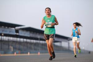 BIB: 5093
                            <button type="button" onclick="openModal(10533668)" class="btn btn-primary btn-sm float-right btn-popup" data-toggle="modal" data-target=".modal-high-quality">
                        <i class="fas fa-shopping-cart"></i> Add to Cart
                    </button>
                                            <button type="button" onclick="isThisMe(10533668, true)" class="btn btn-success btn-sm float-right btn-popup btn-isme hidden" data-toggle="tooltip" data-placement="bottom" title="นี่คือรูปของคุณใช่ไหม คลิกที่นี่เพื่อเอาเข้าอัลบั้ม">
                        <i class="fas fa-plus"></i> Add to album
                    </button>
                    <button type="button" onclick="isThisMe(10533668, false)" class="btn btn-warning btn-sm float-right btn-popup btn-isnotme hidden">
                        <i class="fas fa-ban"></i> Remove from album
                    </button>