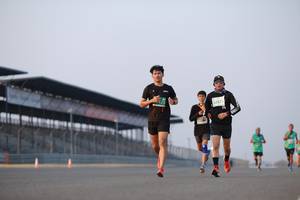 BIB: 2473
                            <button type="button" onclick="openModal(10533438)" class="btn btn-primary btn-sm float-right btn-popup" data-toggle="modal" data-target=".modal-high-quality">
                        <i class="fas fa-shopping-cart"></i> Add to Cart
                    </button>
                                            <button type="button" onclick="isThisMe(10533438, true)" class="btn btn-success btn-sm float-right btn-popup btn-isme hidden" data-toggle="tooltip" data-placement="bottom" title="นี่คือรูปของคุณใช่ไหม คลิกที่นี่เพื่อเอาเข้าอัลบั้ม">
                        <i class="fas fa-plus"></i> Add to album
                    </button>
                    <button type="button" onclick="isThisMe(10533438, false)" class="btn btn-warning btn-sm float-right btn-popup btn-isnotme hidden">
                        <i class="fas fa-ban"></i> Remove from album
                    </button>