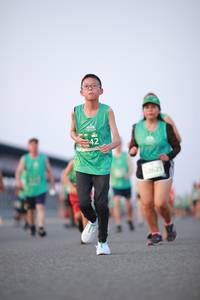 BIB: 
                            <button type="button" onclick="openModal(10541256)" class="btn btn-primary btn-sm float-right btn-popup" data-toggle="modal" data-target=".modal-high-quality">
                        <i class="fas fa-shopping-cart"></i> Add to Cart
                    </button>
                                            <button type="button" onclick="isThisMe(10541256, true)" class="btn btn-success btn-sm float-right btn-popup btn-isme hidden" data-toggle="tooltip" data-placement="bottom" title="นี่คือรูปของคุณใช่ไหม คลิกที่นี่เพื่อเอาเข้าอัลบั้ม">
                        <i class="fas fa-plus"></i> Add to album
                    </button>
                    <button type="button" onclick="isThisMe(10541256, false)" class="btn btn-warning btn-sm float-right btn-popup btn-isnotme hidden">
                        <i class="fas fa-ban"></i> Remove from album
                    </button>