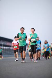 BIB: 51844, 53146
                            <button type="button" onclick="openModal(10540822)" class="btn btn-primary btn-sm float-right btn-popup" data-toggle="modal" data-target=".modal-high-quality">
                        <i class="fas fa-shopping-cart"></i> Add to Cart
                    </button>
                                            <button type="button" onclick="isThisMe(10540822, true)" class="btn btn-success btn-sm float-right btn-popup btn-isme hidden" data-toggle="tooltip" data-placement="bottom" title="นี่คือรูปของคุณใช่ไหม คลิกที่นี่เพื่อเอาเข้าอัลบั้ม">
                        <i class="fas fa-plus"></i> Add to album
                    </button>
                    <button type="button" onclick="isThisMe(10540822, false)" class="btn btn-warning btn-sm float-right btn-popup btn-isnotme hidden">
                        <i class="fas fa-ban"></i> Remove from album
                    </button>