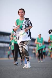 BIB: 50690
                            <button type="button" onclick="openModal(10541655)" class="btn btn-primary btn-sm float-right btn-popup" data-toggle="modal" data-target=".modal-high-quality">
                        <i class="fas fa-shopping-cart"></i> Add to Cart
                    </button>
                                            <button type="button" onclick="isThisMe(10541655, true)" class="btn btn-success btn-sm float-right btn-popup btn-isme hidden" data-toggle="tooltip" data-placement="bottom" title="นี่คือรูปของคุณใช่ไหม คลิกที่นี่เพื่อเอาเข้าอัลบั้ม">
                        <i class="fas fa-plus"></i> Add to album
                    </button>
                    <button type="button" onclick="isThisMe(10541655, false)" class="btn btn-warning btn-sm float-right btn-popup btn-isnotme hidden">
                        <i class="fas fa-ban"></i> Remove from album
                    </button>