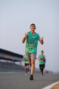 BIB: 50082
                            <button type="button" onclick="openModal(10534501)" class="btn btn-primary btn-sm float-right btn-popup" data-toggle="modal" data-target=".modal-high-quality">
                        <i class="fas fa-shopping-cart"></i> Add to Cart
                    </button>
                                            <button type="button" onclick="isThisMe(10534501, true)" class="btn btn-success btn-sm float-right btn-popup btn-isme hidden" data-toggle="tooltip" data-placement="bottom" title="นี่คือรูปของคุณใช่ไหม คลิกที่นี่เพื่อเอาเข้าอัลบั้ม">
                        <i class="fas fa-plus"></i> Add to album
                    </button>
                    <button type="button" onclick="isThisMe(10534501, false)" class="btn btn-warning btn-sm float-right btn-popup btn-isnotme hidden">
                        <i class="fas fa-ban"></i> Remove from album
                    </button>