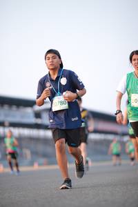 BIB: 0780
                            <button type="button" onclick="openModal(10539098)" class="btn btn-primary btn-sm float-right btn-popup" data-toggle="modal" data-target=".modal-high-quality">
                        <i class="fas fa-shopping-cart"></i> Add to Cart
                    </button>
                                            <button type="button" onclick="isThisMe(10539098, true)" class="btn btn-success btn-sm float-right btn-popup btn-isme hidden" data-toggle="tooltip" data-placement="bottom" title="นี่คือรูปของคุณใช่ไหม คลิกที่นี่เพื่อเอาเข้าอัลบั้ม">
                        <i class="fas fa-plus"></i> Add to album
                    </button>
                    <button type="button" onclick="isThisMe(10539098, false)" class="btn btn-warning btn-sm float-right btn-popup btn-isnotme hidden">
                        <i class="fas fa-ban"></i> Remove from album
                    </button>