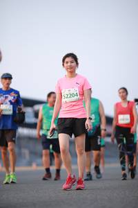 BIB: 52204, 0806
                            <button type="button" onclick="openModal(10541524)" class="btn btn-primary btn-sm float-right btn-popup" data-toggle="modal" data-target=".modal-high-quality">
                        <i class="fas fa-shopping-cart"></i> Add to Cart
                    </button>
                                            <button type="button" onclick="isThisMe(10541524, true)" class="btn btn-success btn-sm float-right btn-popup btn-isme hidden" data-toggle="tooltip" data-placement="bottom" title="นี่คือรูปของคุณใช่ไหม คลิกที่นี่เพื่อเอาเข้าอัลบั้ม">
                        <i class="fas fa-plus"></i> Add to album
                    </button>
                    <button type="button" onclick="isThisMe(10541524, false)" class="btn btn-warning btn-sm float-right btn-popup btn-isnotme hidden">
                        <i class="fas fa-ban"></i> Remove from album
                    </button>