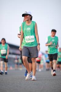 BIB: 52639, 
                            <button type="button" onclick="openModal(10540799)" class="btn btn-primary btn-sm float-right btn-popup" data-toggle="modal" data-target=".modal-high-quality">
                        <i class="fas fa-shopping-cart"></i> Add to Cart
                    </button>
                                            <button type="button" onclick="isThisMe(10540799, true)" class="btn btn-success btn-sm float-right btn-popup btn-isme hidden" data-toggle="tooltip" data-placement="bottom" title="นี่คือรูปของคุณใช่ไหม คลิกที่นี่เพื่อเอาเข้าอัลบั้ม">
                        <i class="fas fa-plus"></i> Add to album
                    </button>
                    <button type="button" onclick="isThisMe(10540799, false)" class="btn btn-warning btn-sm float-right btn-popup btn-isnotme hidden">
                        <i class="fas fa-ban"></i> Remove from album
                    </button>