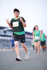 BIB: 50863
                            <button type="button" onclick="openModal(10542873)" class="btn btn-primary btn-sm float-right btn-popup" data-toggle="modal" data-target=".modal-high-quality">
                        <i class="fas fa-shopping-cart"></i> Add to Cart
                    </button>
                                            <button type="button" onclick="isThisMe(10542873, true)" class="btn btn-success btn-sm float-right btn-popup btn-isme hidden" data-toggle="tooltip" data-placement="bottom" title="นี่คือรูปของคุณใช่ไหม คลิกที่นี่เพื่อเอาเข้าอัลบั้ม">
                        <i class="fas fa-plus"></i> Add to album
                    </button>
                    <button type="button" onclick="isThisMe(10542873, false)" class="btn btn-warning btn-sm float-right btn-popup btn-isnotme hidden">
                        <i class="fas fa-ban"></i> Remove from album
                    </button>