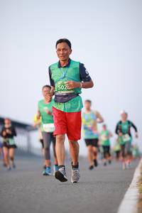 BIB: 502
                            <button type="button" onclick="openModal(10538242)" class="btn btn-primary btn-sm float-right btn-popup" data-toggle="modal" data-target=".modal-high-quality">
                        <i class="fas fa-shopping-cart"></i> Add to Cart
                    </button>
                                            <button type="button" onclick="isThisMe(10538242, true)" class="btn btn-success btn-sm float-right btn-popup btn-isme hidden" data-toggle="tooltip" data-placement="bottom" title="นี่คือรูปของคุณใช่ไหม คลิกที่นี่เพื่อเอาเข้าอัลบั้ม">
                        <i class="fas fa-plus"></i> Add to album
                    </button>
                    <button type="button" onclick="isThisMe(10538242, false)" class="btn btn-warning btn-sm float-right btn-popup btn-isnotme hidden">
                        <i class="fas fa-ban"></i> Remove from album
                    </button>