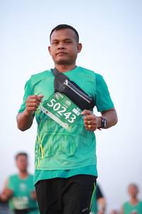 BIB: 50243
                            <button type="button" onclick="openModal(10542084)" class="btn btn-primary btn-sm float-right btn-popup" data-toggle="modal" data-target=".modal-high-quality">
                        <i class="fas fa-shopping-cart"></i> Add to Cart
                    </button>
                                            <button type="button" onclick="isThisMe(10542084, true)" class="btn btn-success btn-sm float-right btn-popup btn-isme hidden" data-toggle="tooltip" data-placement="bottom" title="นี่คือรูปของคุณใช่ไหม คลิกที่นี่เพื่อเอาเข้าอัลบั้ม">
                        <i class="fas fa-plus"></i> Add to album
                    </button>
                    <button type="button" onclick="isThisMe(10542084, false)" class="btn btn-warning btn-sm float-right btn-popup btn-isnotme hidden">
                        <i class="fas fa-ban"></i> Remove from album
                    </button>