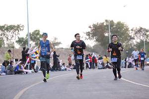 BIB: 44658, 42571, 41759
                            <button type="button" onclick="openModal(12896032)" class="btn btn-primary btn-sm float-right btn-popup" data-toggle="modal" data-target=".modal-high-quality">
                        <i class="fas fa-shopping-cart"></i> Add to Cart
                    </button>
                                            <button type="button" onclick="isThisMe(12896032, true)" class="btn btn-success btn-sm float-right btn-popup btn-isme hidden" data-toggle="tooltip" data-placement="bottom" title="นี่คือรูปของคุณใช่ไหม คลิกที่นี่เพื่อเอาเข้าอัลบั้ม">
                        <i class="fas fa-plus"></i> Add to album
                    </button>
                    <button type="button" onclick="isThisMe(12896032, false)" class="btn btn-warning btn-sm float-right btn-popup btn-isnotme hidden">
                        <i class="fas fa-ban"></i> Remove from album
                    </button>