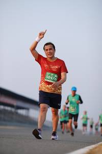 BIB: 50476
                            <button type="button" onclick="openModal(10535606)" class="btn btn-primary btn-sm float-right btn-popup" data-toggle="modal" data-target=".modal-high-quality">
                        <i class="fas fa-shopping-cart"></i> Add to Cart
                    </button>
                                            <button type="button" onclick="isThisMe(10535606, true)" class="btn btn-success btn-sm float-right btn-popup btn-isme hidden" data-toggle="tooltip" data-placement="bottom" title="นี่คือรูปของคุณใช่ไหม คลิกที่นี่เพื่อเอาเข้าอัลบั้ม">
                        <i class="fas fa-plus"></i> Add to album
                    </button>
                    <button type="button" onclick="isThisMe(10535606, false)" class="btn btn-warning btn-sm float-right btn-popup btn-isnotme hidden">
                        <i class="fas fa-ban"></i> Remove from album
                    </button>