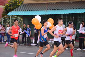 BIB: 2915
                            <button type="button" onclick="openModal(12291917)" class="btn btn-primary btn-sm float-right btn-popup" data-toggle="modal" data-target=".modal-high-quality">
                        <i class="fas fa-shopping-cart"></i> Add to Cart
                    </button>
                                            <button type="button" onclick="isThisMe(12291917, true)" class="btn btn-success btn-sm float-right btn-popup btn-isme hidden" data-toggle="tooltip" data-placement="bottom" title="นี่คือรูปของคุณใช่ไหม คลิกที่นี่เพื่อเอาเข้าอัลบั้ม">
                        <i class="fas fa-plus"></i> Add to album
                    </button>
                    <button type="button" onclick="isThisMe(12291917, false)" class="btn btn-warning btn-sm float-right btn-popup btn-isnotme hidden">
                        <i class="fas fa-ban"></i> Remove from album
                    </button>