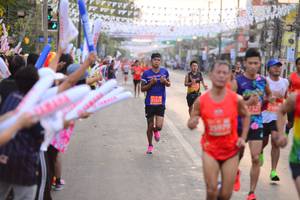 BIB: 21554, 22109, 25979
                            <button type="button" onclick="openModal(12438277)" class="btn btn-primary btn-sm float-right btn-popup" data-toggle="modal" data-target=".modal-high-quality">
                        <i class="fas fa-shopping-cart"></i> Add to Cart
                    </button>
                                            <button type="button" onclick="isThisMe(12438277, true)" class="btn btn-success btn-sm float-right btn-popup btn-isme hidden" data-toggle="tooltip" data-placement="bottom" title="นี่คือรูปของคุณใช่ไหม คลิกที่นี่เพื่อเอาเข้าอัลบั้ม">
                        <i class="fas fa-plus"></i> Add to album
                    </button>
                    <button type="button" onclick="isThisMe(12438277, false)" class="btn btn-warning btn-sm float-right btn-popup btn-isnotme hidden">
                        <i class="fas fa-ban"></i> Remove from album
                    </button>